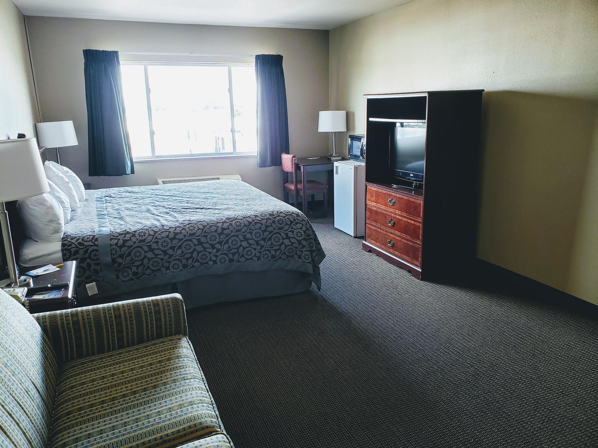 Days Inn & Suites By Wyndham Of Morris Exterior photo