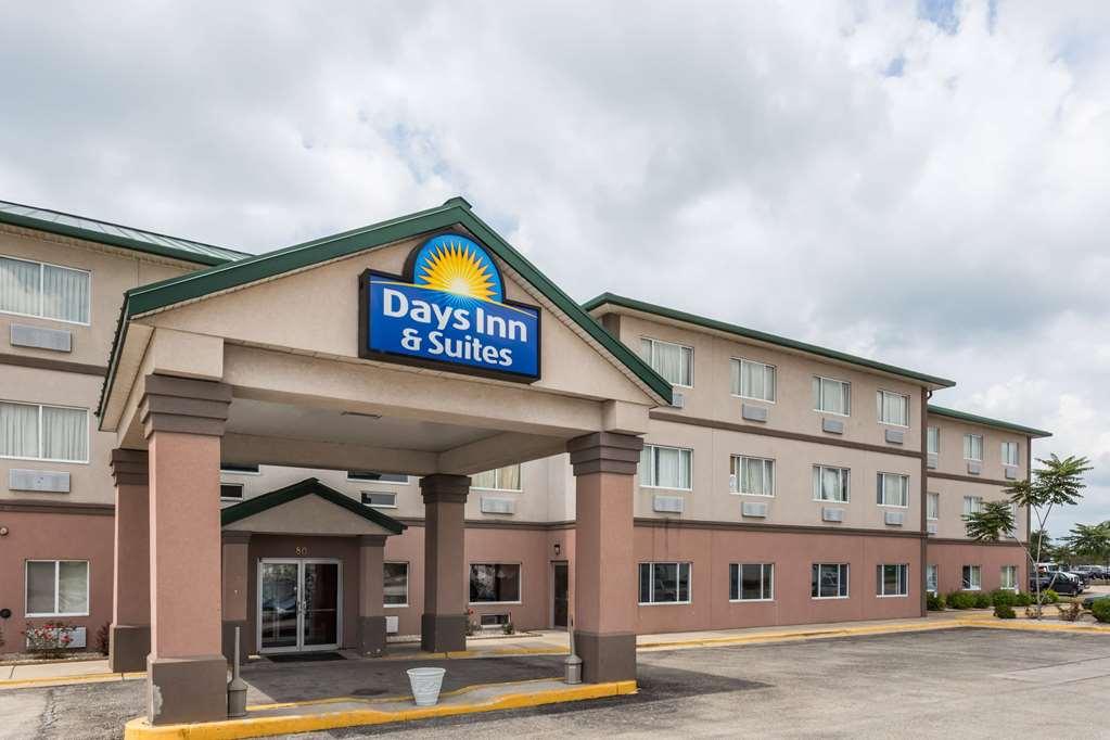 Days Inn & Suites By Wyndham Of Morris Exterior photo